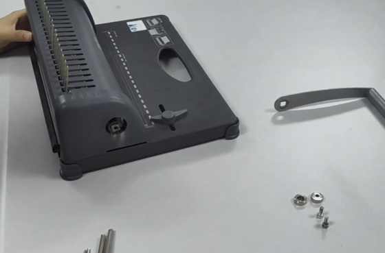 01 3871 il guscio viene rimosso