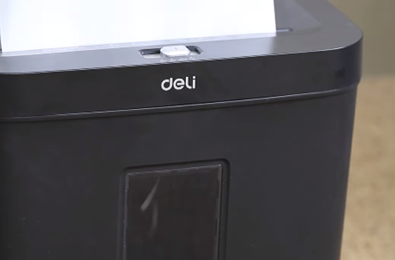 01 Deli ET021 distruggidocumenti