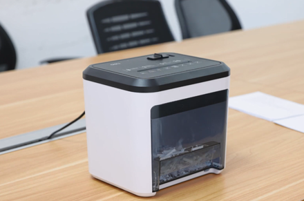 Deli ET002 distruggidocumenti